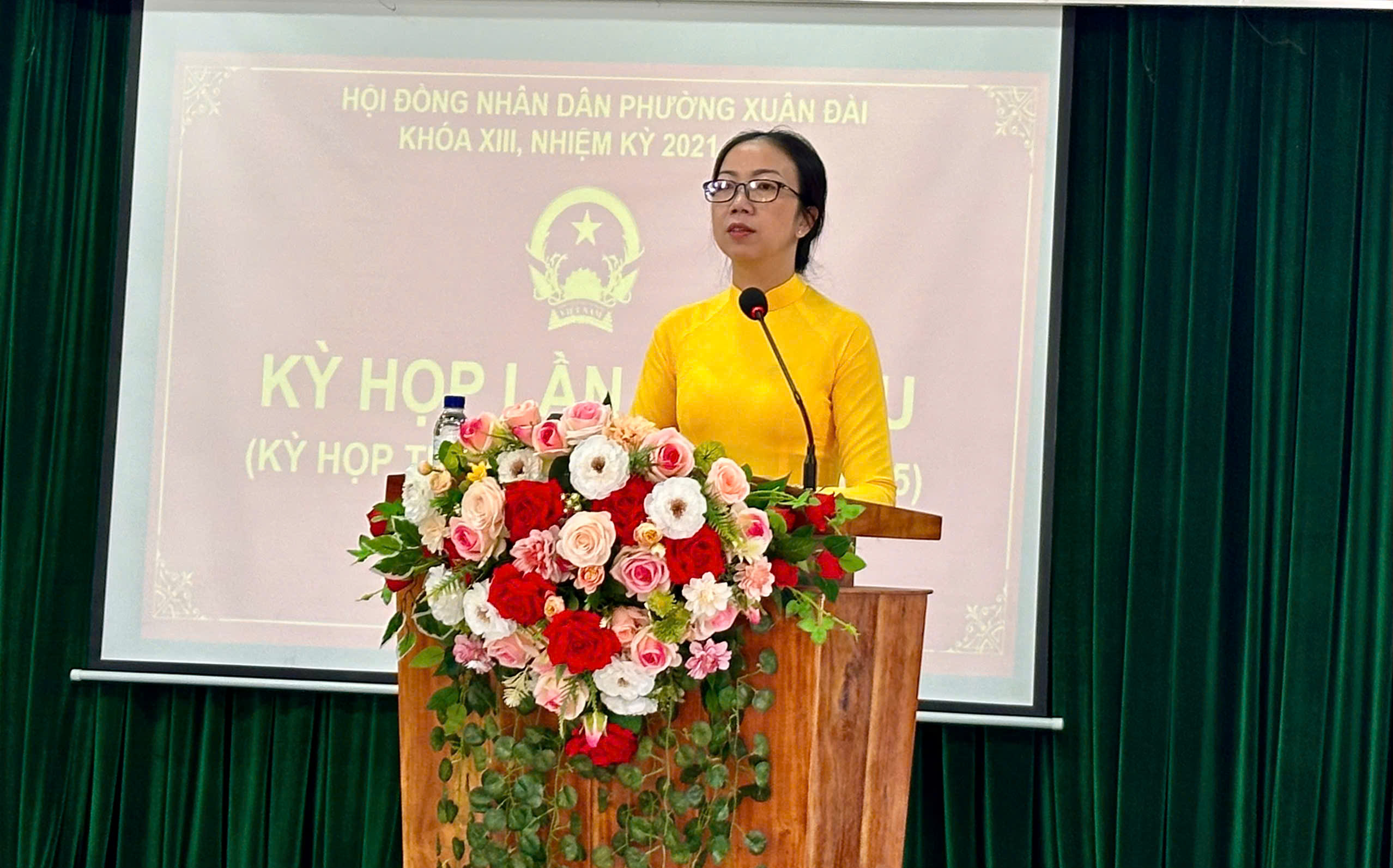 31725993984617184e57